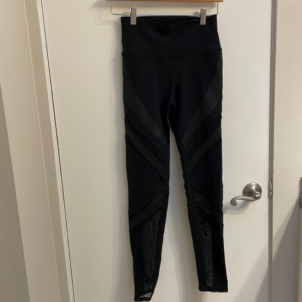 ALO black yoga pants